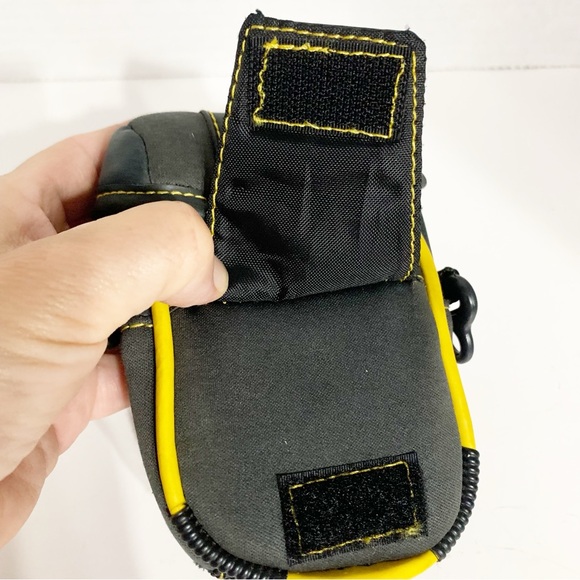 Body Glove Sport Heavy Duty Compact Camera Case Bag Faux Leather and Neoprene - Picture 6 of 14